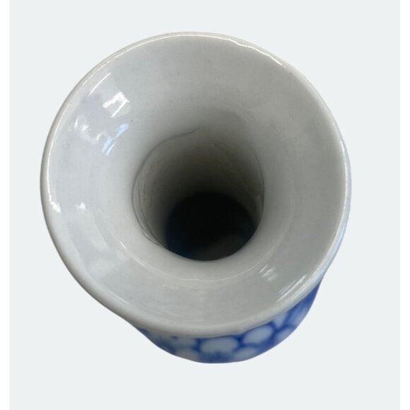 Blue & White Ceramic Vase With Floral Design Small Bud Vase Hand-Painted Decorat - Picture 2 of 4
